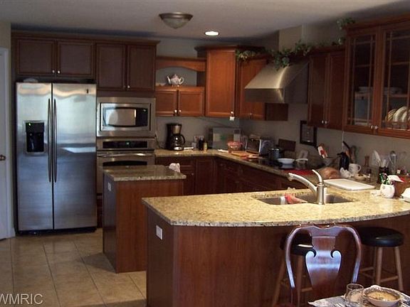 4th image of 10673 Birchwood Ct