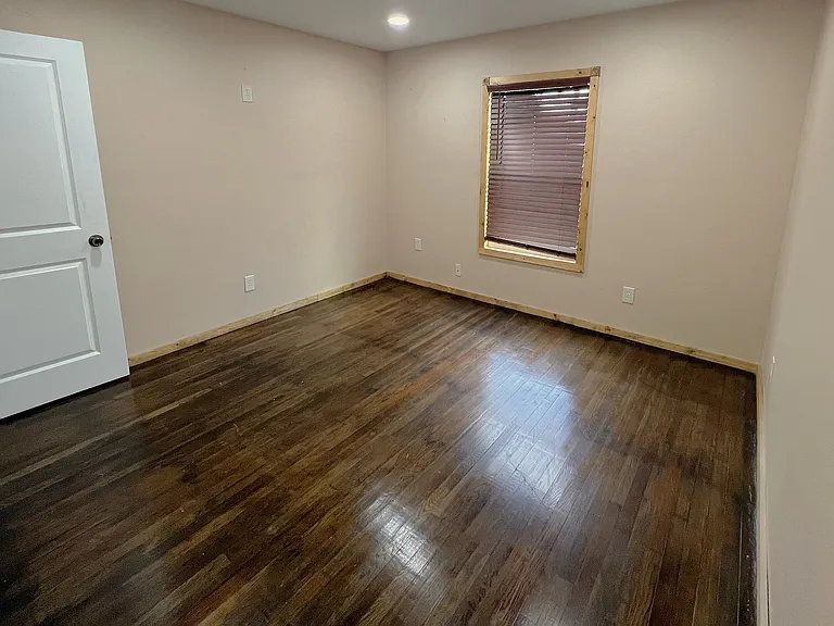 Highlight 5 - Bedroom