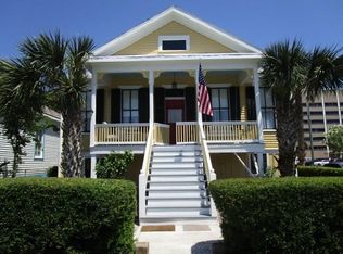 802 Church St, Galveston, TX 77550