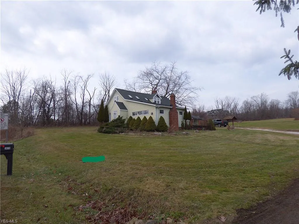 3070 Edgerton Rd photo 1