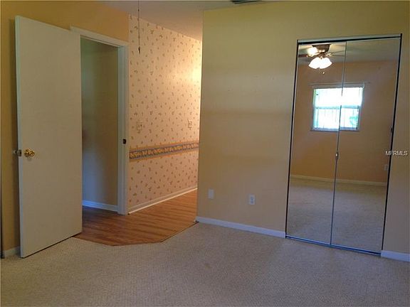 5th image of 1150 Shady Oak Ln