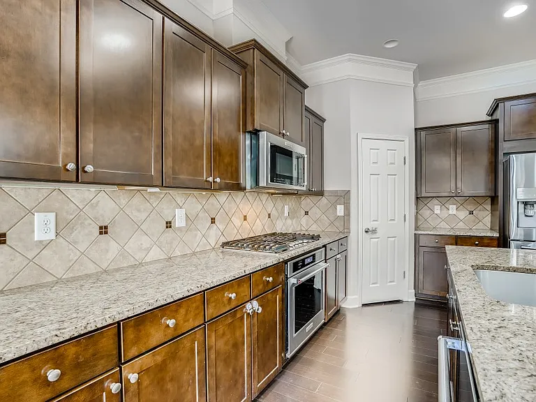 2544 Josselyn Ln SE — Photo 15