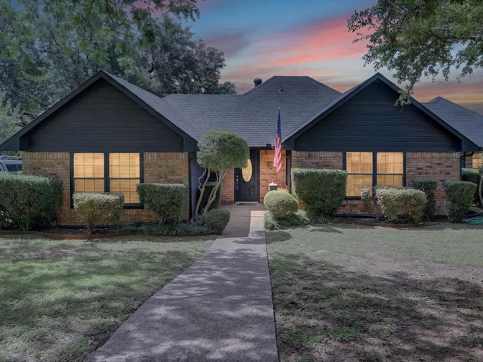 1st image of 1002 Capetown Dr