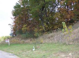 11465 Tyrone Trl, Fenton, MI 48430