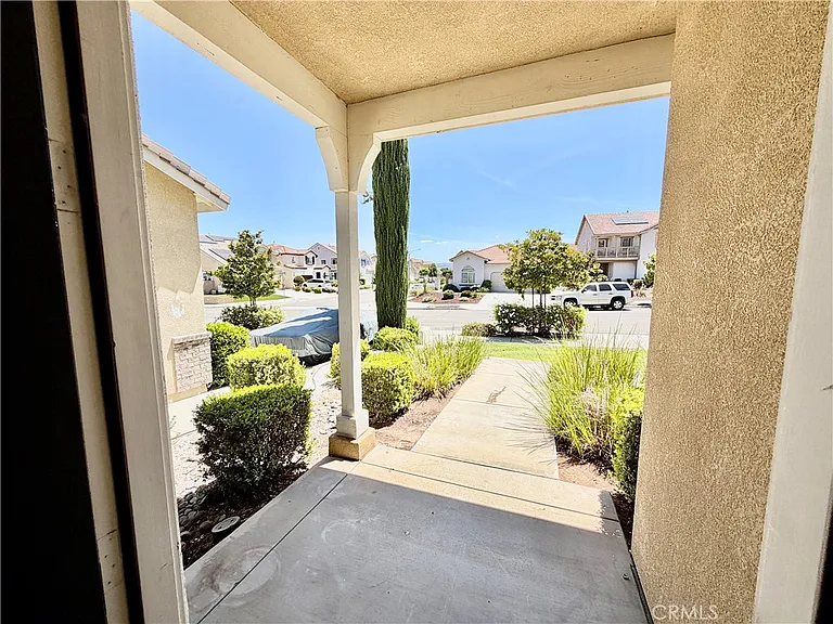 38129 Turning Leaf Ct — Photo 52
