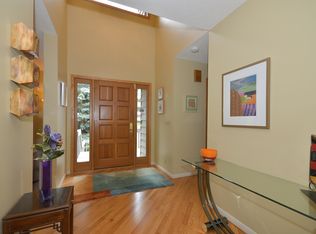 7912 Rhode Island Cir, Bloomington, MN 55438