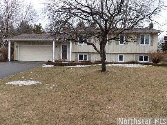 5th image of 15646 Hayes Ct