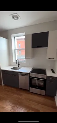 Rented by Nooklyn NYC LLC | media 18