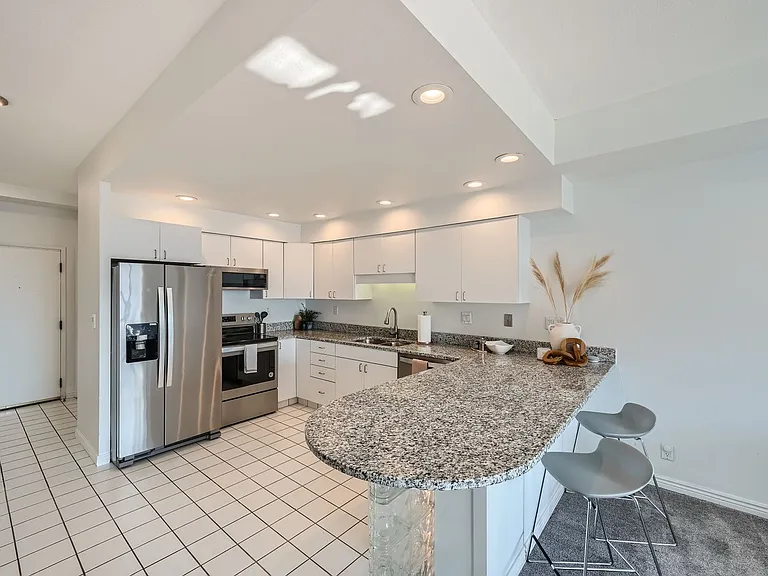 1551 Larimer St #3005 — Photo 6