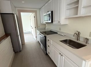 127 2nd St #3, Hallowell, ME 04347