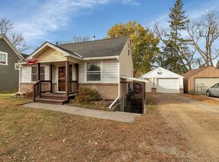 807 N Armstrong Ave, Litchfield, MN 55355