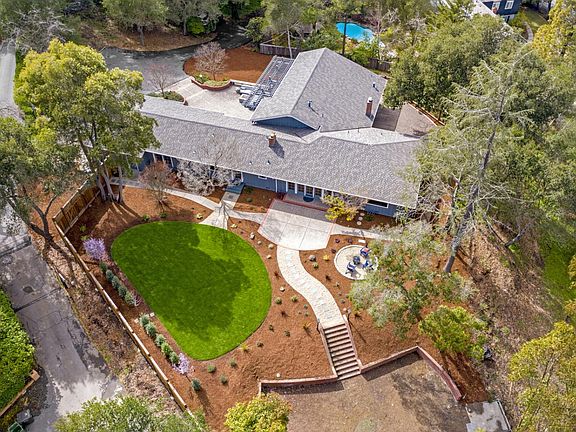 3rd image of 19370 Redberry Dr