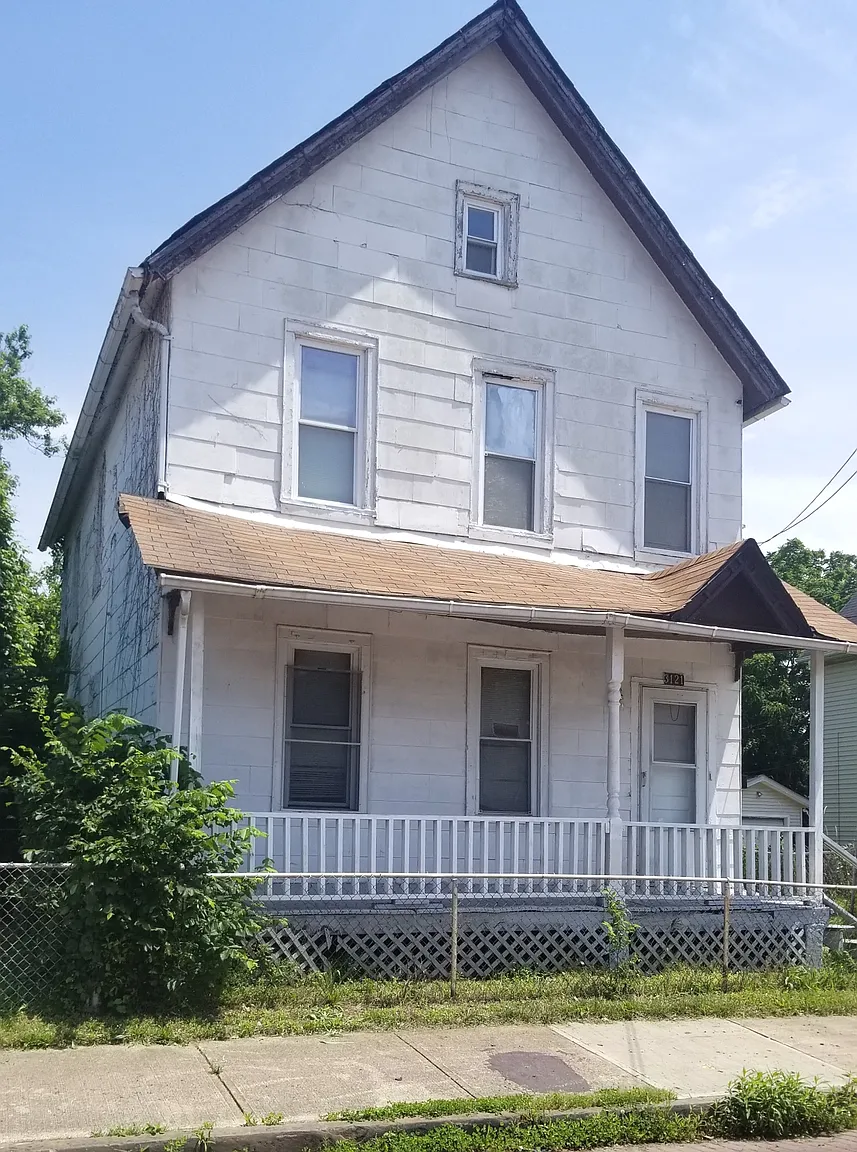 3121 W 18th St photo 1