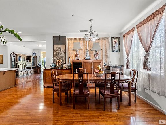5th image of 5339 Vista Heights Dr