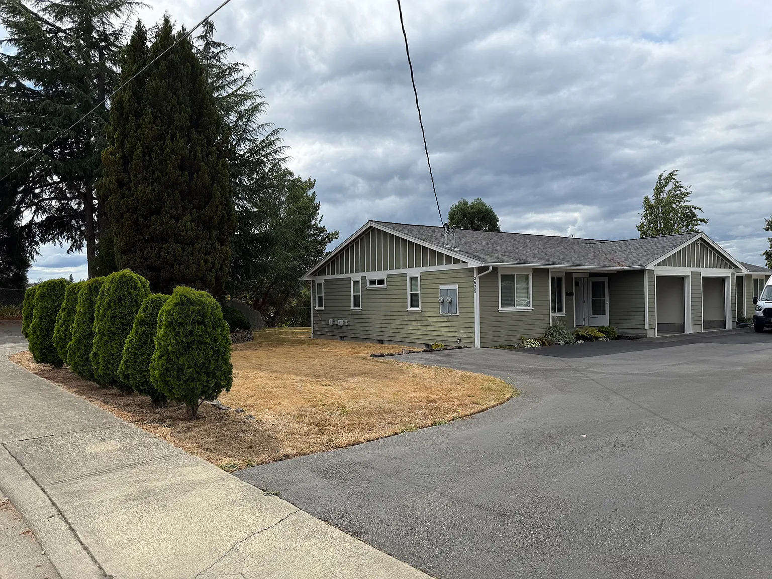 2 bed, 1000 sqft, $1,950 — Photo 2