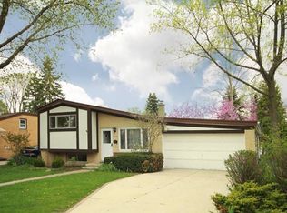 1036 S Charlotte St, Lombard, IL