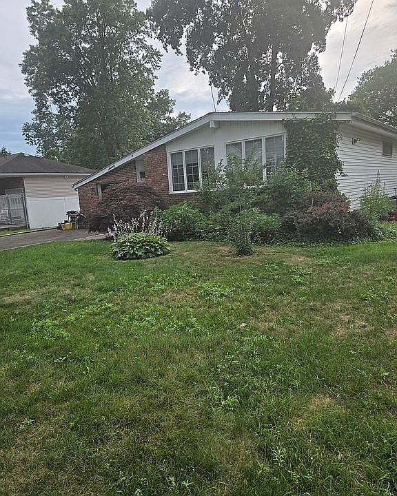 1st image of 70 Gridley St