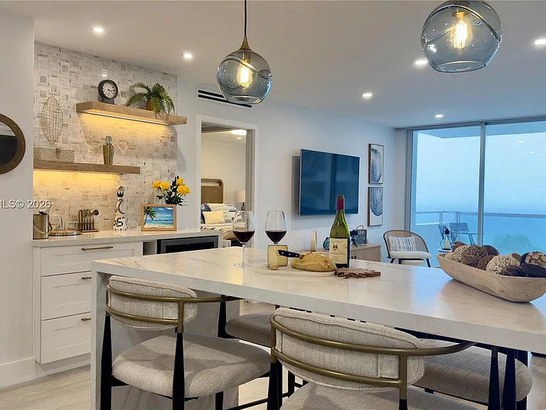 5161 Collins Ave #715 — Photo 7