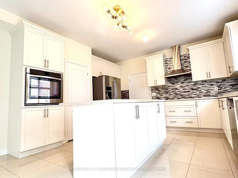 921 Goring Cir — Photo 6