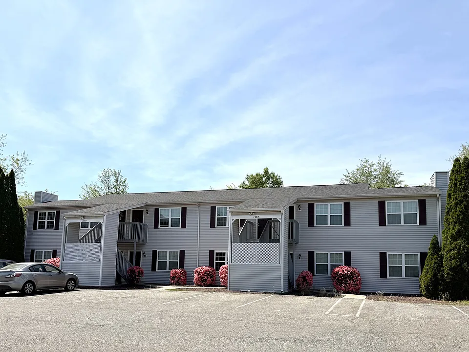 1168 Homestead Garden Ct #2