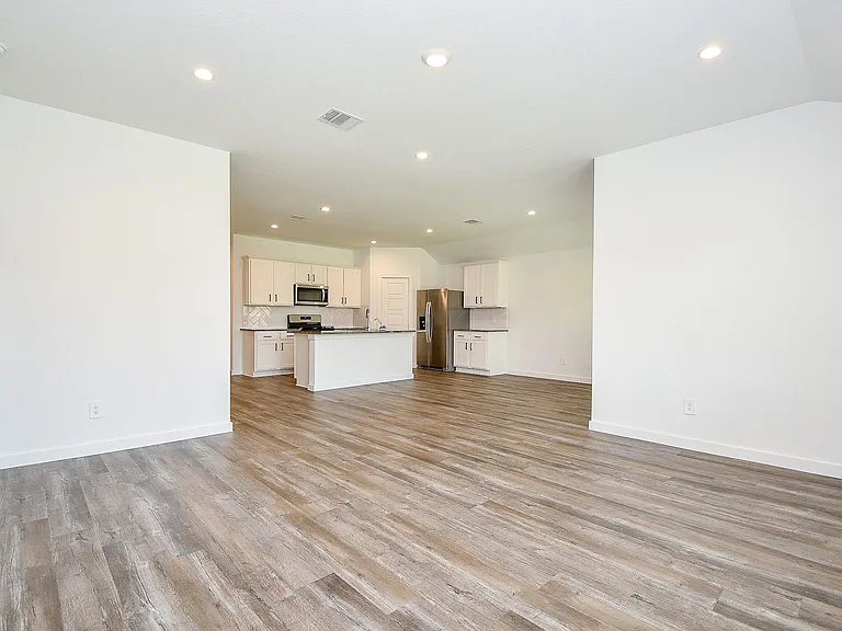 1115 Yaupon Dr — Photo 12