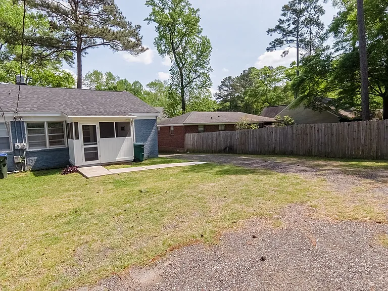 1421 Colin Kelly Dr — Photo 40
