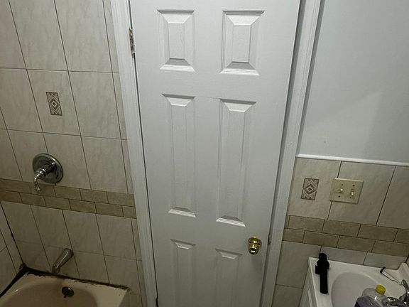 2nd image of 14801 90th Ave #1