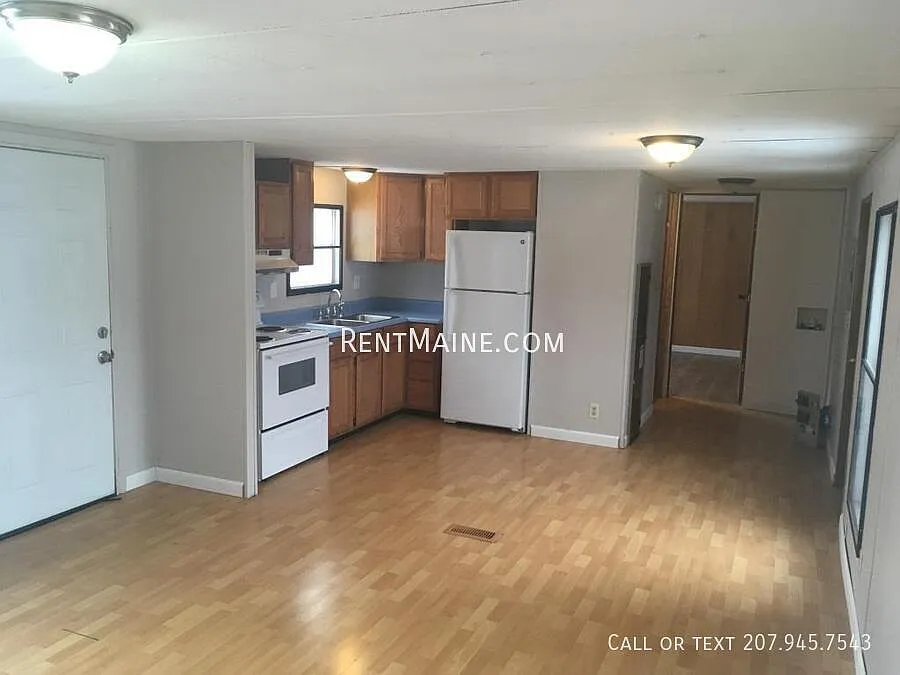 715 College Ave #20