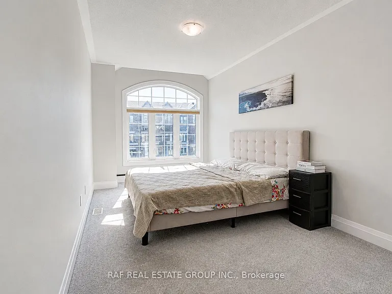 127 Ian Ormston Dr — Photo 35