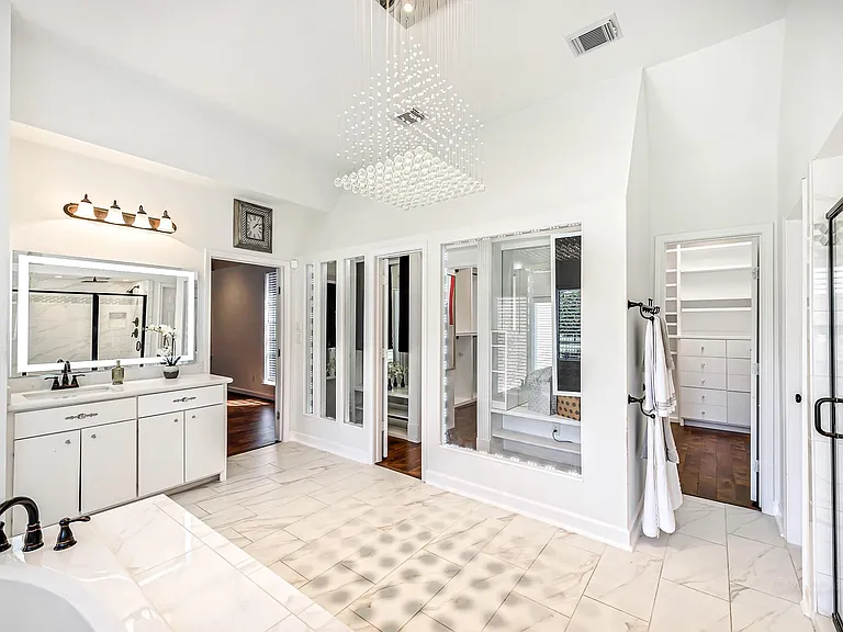 21410 Ganton Dr — Photo 25