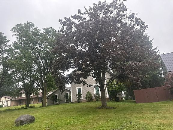 2nd image of 4412 Satinwood Cir NW