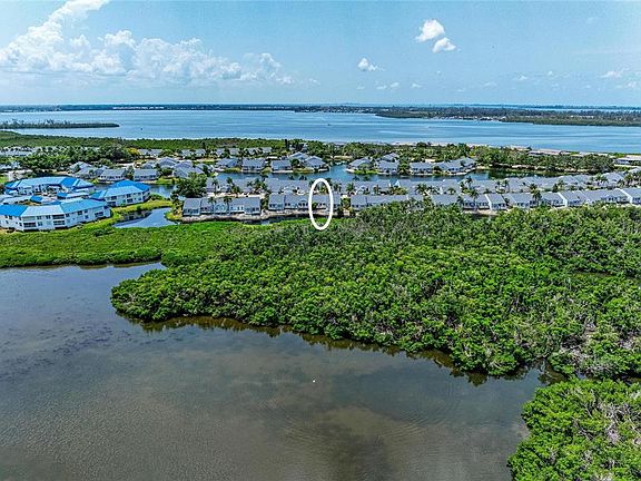 3rd image of 1218 SPOONBILL LANDINGS CIR
