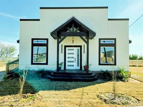 7222 Champagne Dr, Edinburg, TX 78542