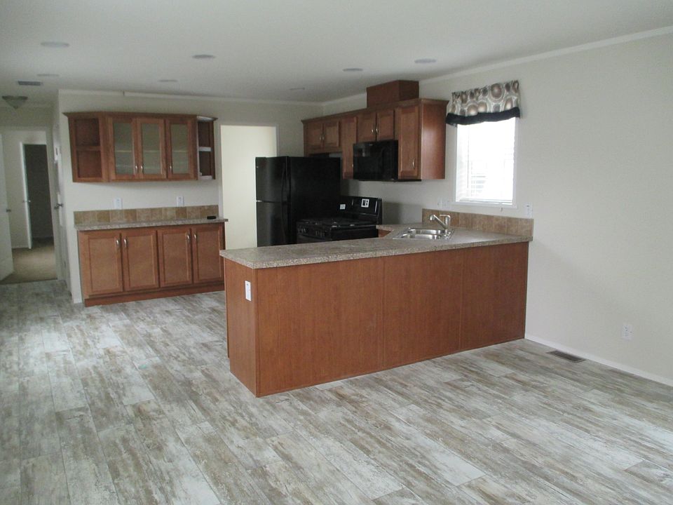 1st image of 13923 Jackson Dr