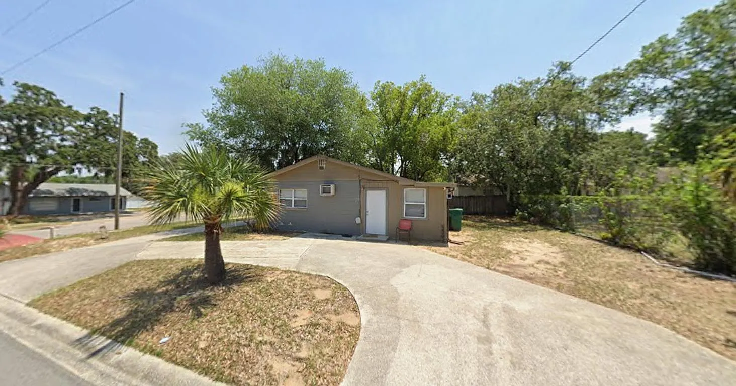 1000 E Magnolia Ave - A — Photo 4