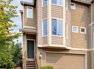 4016 NE 4th Pl, Renton, WA 98056