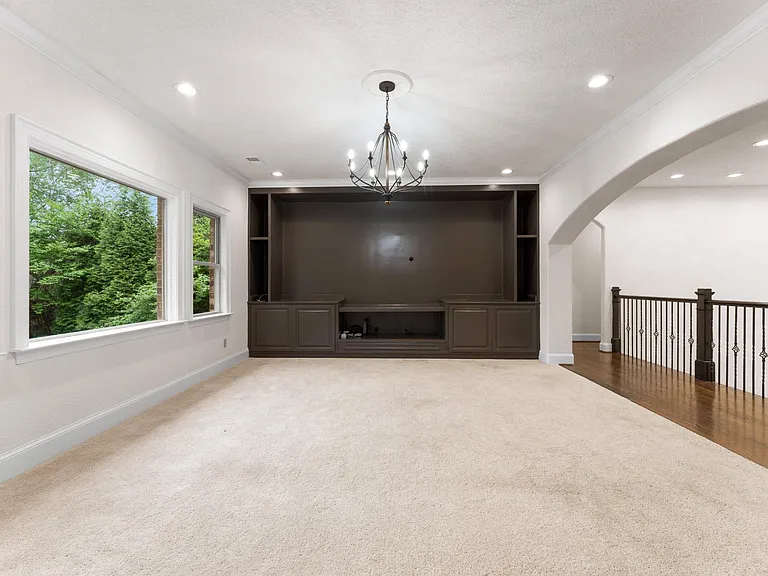 7307 Roseland Ave — Photo 25