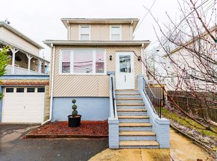 2507 Deerfield Rd, Far Rockaway, NY