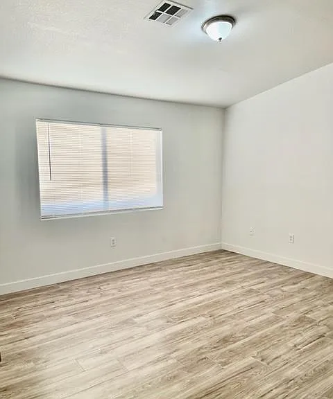 2110 Los Feliz St #2084 — Photo 10