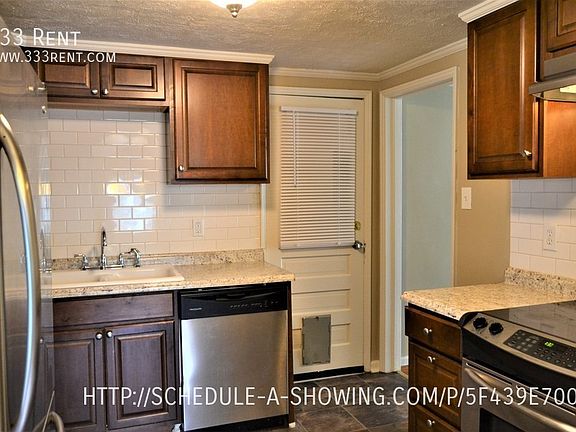 4th image of 7716 Walnut St #2