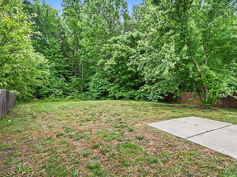 8942 Chalkstone Rd — Photo 26