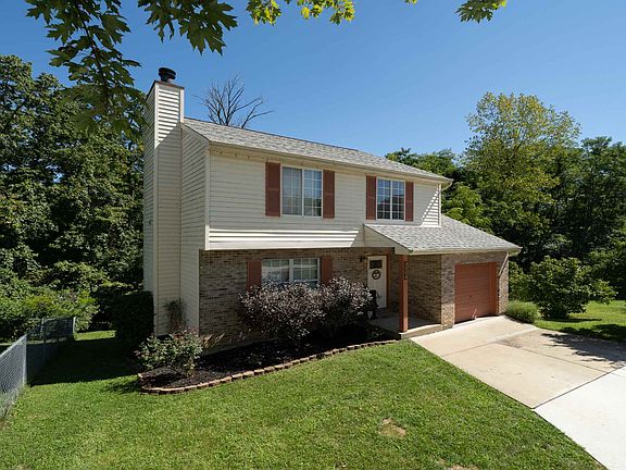 4th image of 3964 Woodchase Dr