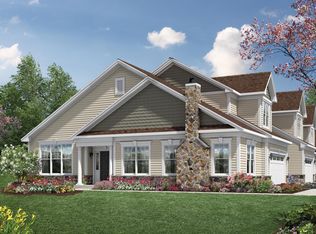 2527 Oxford Cir, Ann Arbor, MI 48103