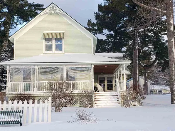 26025 Main St, Beaver Island, MI 49782