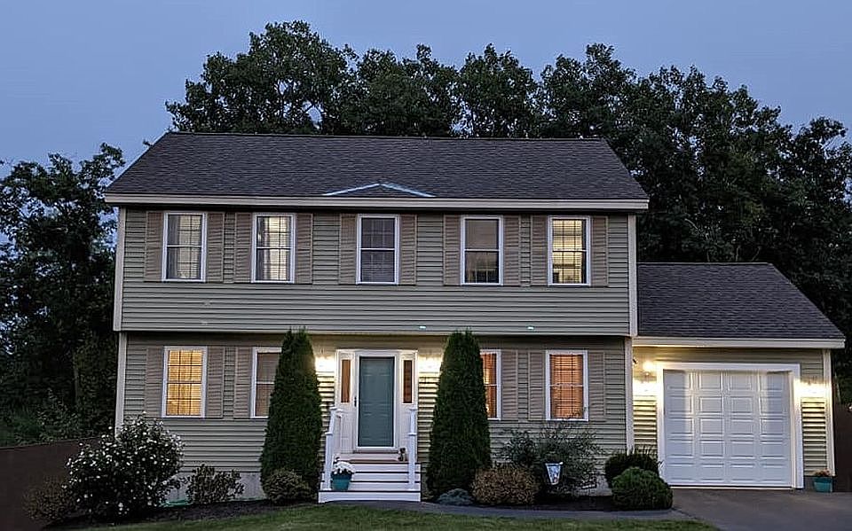 1st image of 11 Cottonwood Cir