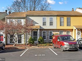 606 Lopax Rd, Harrisburg, PA 17112