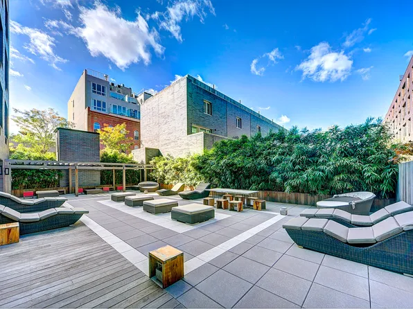 80 Metropolitan Avenue image 9 of 12