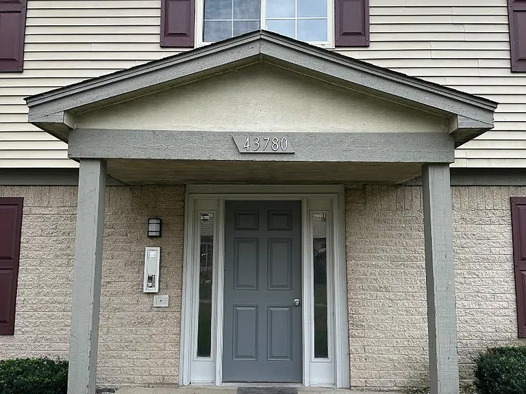 43780 Freeway Dr #101 — Photo 1