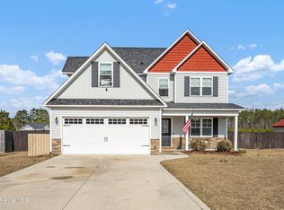 100 Chasity Way, Hubert, NC 28539