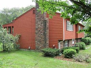 3rd image of 51 Briarwood Dr